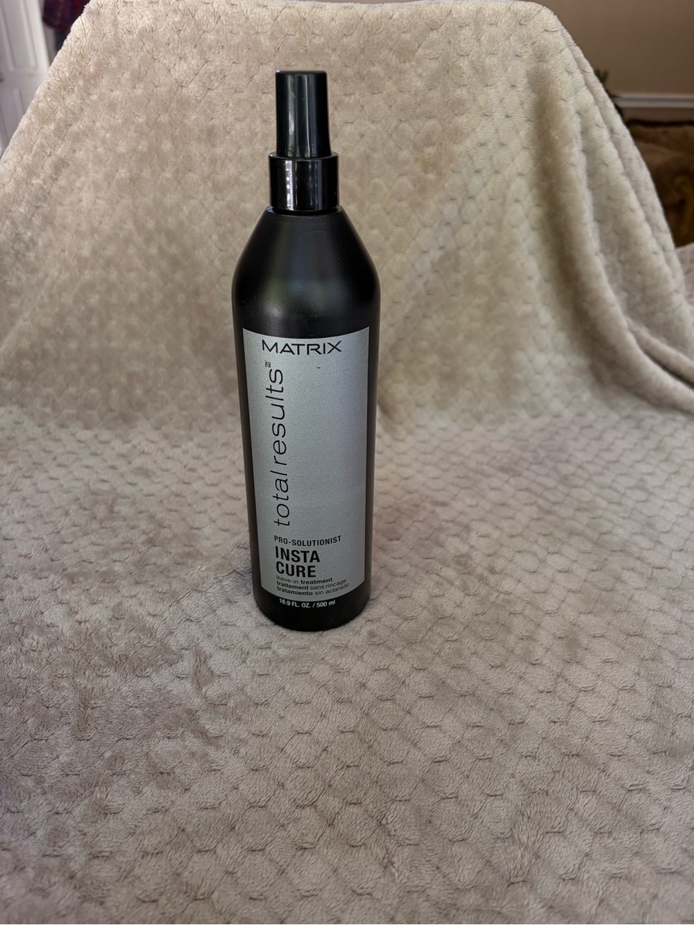 Matix Total Results Pro Solutionist Insta Cure Leave-In Treatment 16.9 oz/500 ml
